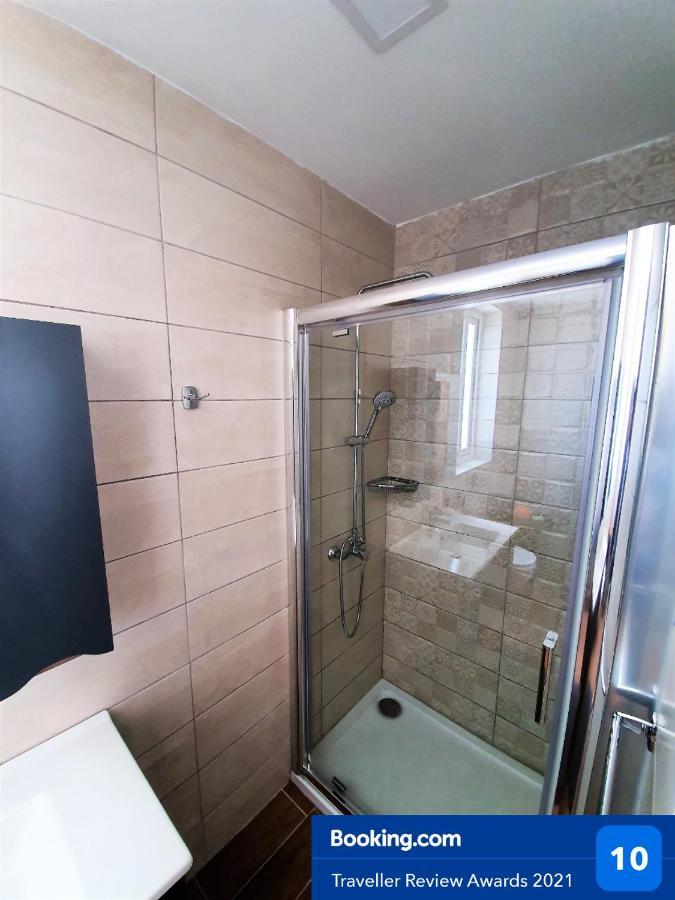 Msiebah Court San Gwann Modern Apt Near Sliema And St Julians San Ġwann Exterior foto